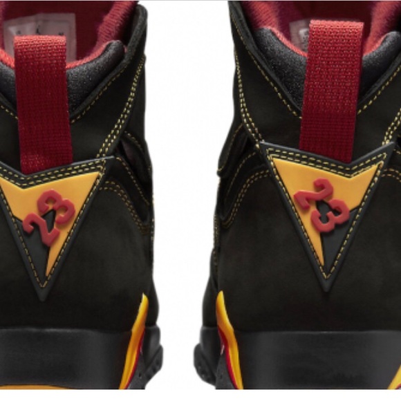 Authentic Men’s Air Jordan 7 Citrus Size: 9 (Worn Once) Shoe box torn a little - Picture 6 of 7